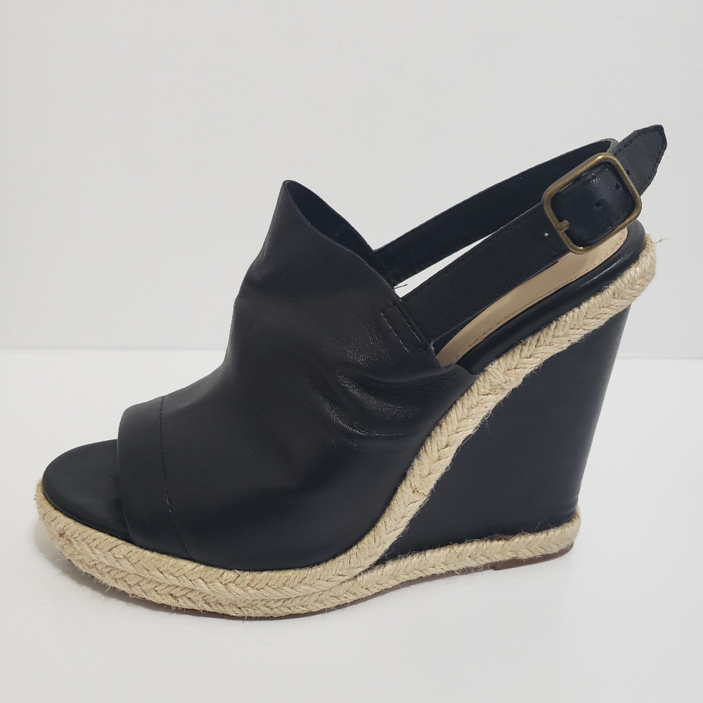 Steve Madden Slingback Wedge Sandal - Size 7